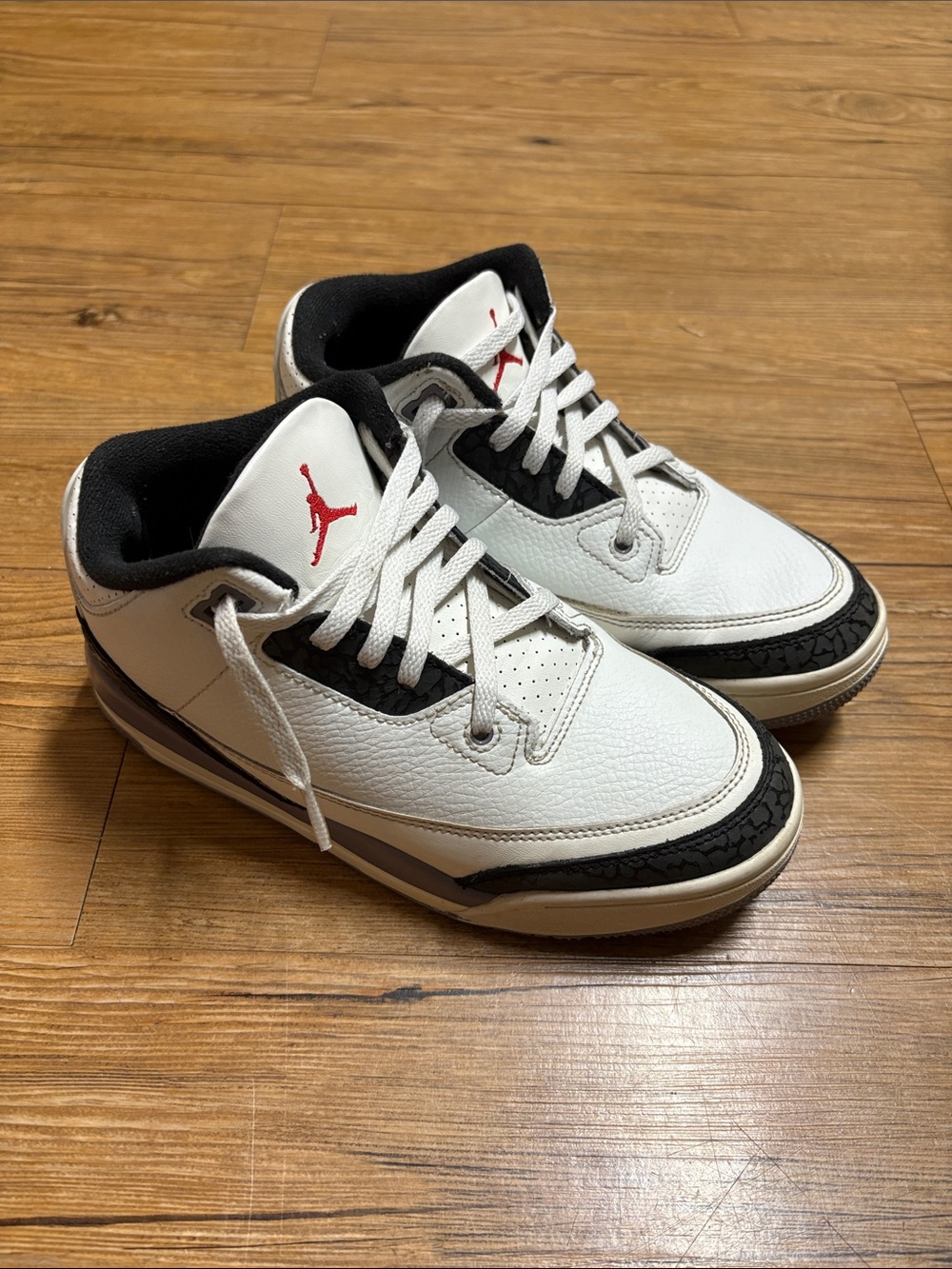 Jordan 3 gray cements sz 3y